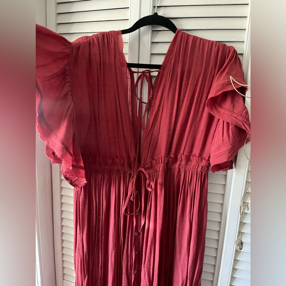 Peach Love Dress - Picture 2 of 7